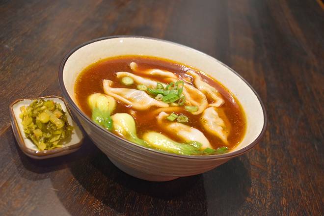 Signature Dumpling Soup 紅燒牛肉湯水餃